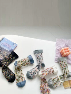 5 Pairs Women Summer Flower Jacquard Thin Socks FG1017 -Ada Fashion 02 b2f1ceeb 2b07 4b5e 97ce 91ef83ba4675