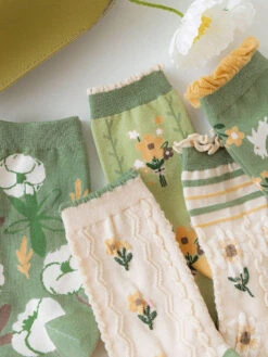 5 Pairs Women Artsy Flower Green Mid-Calf Socks IO1011 -Ada Fashion 03 b3b369f0 003e 4ced 97b8 ac1873d8411e