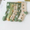 5 Pairs Women Artsy Flower Green Mid-Calf Socks IO1011