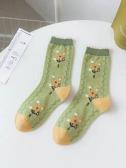 5 Pairs Women Artsy Flower Green Mid-Calf Socks IO1011 -Ada Fashion 08 9404c097 a7a1 4ea1 bc72 3365cccca373