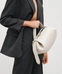 2024 New Casual Versatile Wine Red Tote Handbag HJ1042 -Ada Fashion 2024 New Casual Versatile Wine Red Tote Handbag4