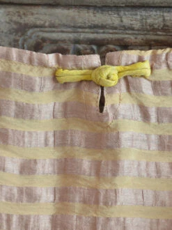 Women Artsy Solid Stripe Linen O-Neck Blouse CO1027 -Ada Fashion 20240407 145423 077 7a6443fc dfaf 49f4 be96 bf8283e38717