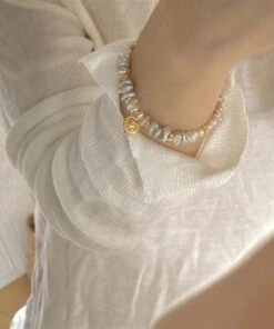 Art Gold Hand Pearl Small Bits Of Silver Charm Bracelet GH1027 -Ada Fashion Art Gold Hand Pearl Small Bits Of Silver Charm Bracelet4