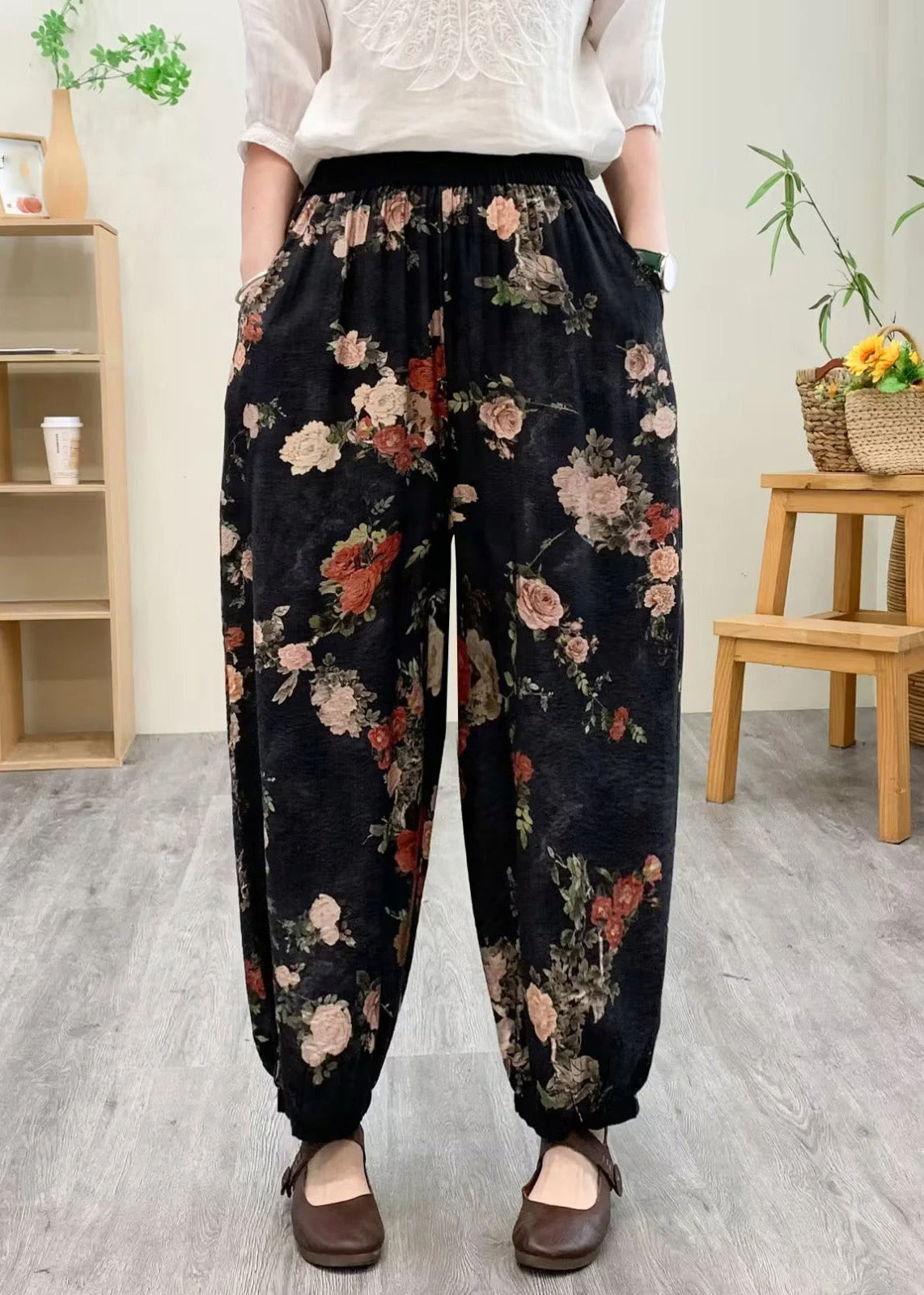 Black Print Silk Linen Lantern Pants Summer LY7556 4 Black Print Silk Linen Lantern Pants Summer LY7556 - Image 2