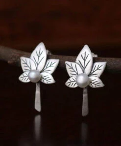 Chic Vintage Silver Maple Leaf Nail Bead Stud Earrings LY9147 -Ada Fashion Chic Vintage Silver Maple Leaf Nail Bead Stud Earrings3