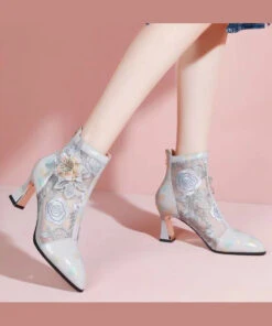 Chinese Style Embroidered Mesh Patchwork Chunky Heel Boots CZ1029 -Ada Fashion Chinese Style Embroidered Mesh Patchwork Chunky Heel Boots4