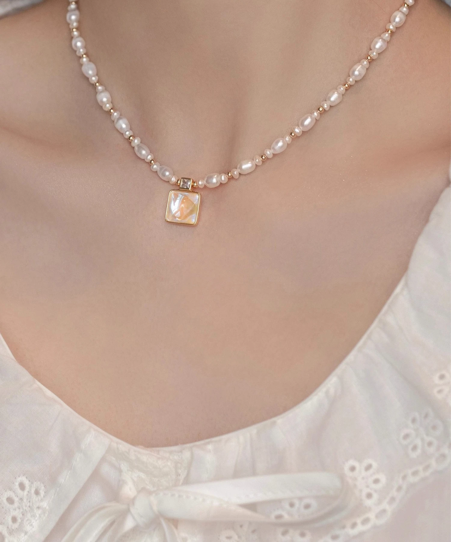 Elegant Gold Sterling Silver Overgild Crystal Love Pearl Pendant Necklace KX1041 4 Elegant Gold Sterling Silver Overgild Crystal Love Pearl Pendant Necklace KX1041 - Image 2