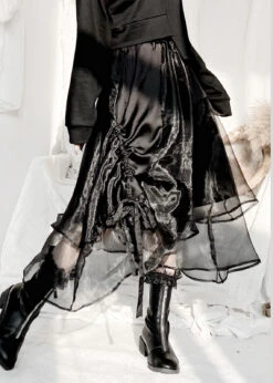 Fitted Black Wrinkled Elastic Waist Layered Tulle Maxi Skirts LY9291 -Ada Fashion Fitted Black Wrinkled Elastic Waist Layered Tulle Maxi Skirts4