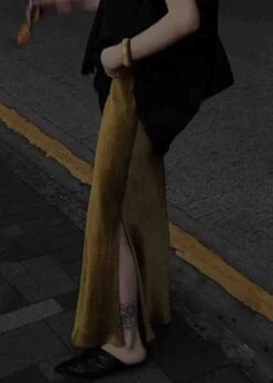 Italian Black Tops And Gold Skirts Side Open Patchwork Silk Two Piece SetSummer LY9124 -Ada Fashion Italian Black Tops And Gold Skirts Side Open Patchwork Silk Two Piece Set Summer5 ce9664d8 a809 4722 828b 068283c0a085