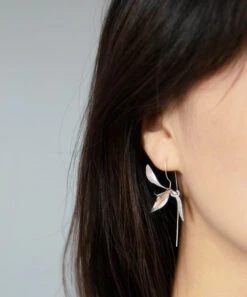 Loose Silk Sterling Silver Orchid Hoop Earrings LY2261 9 Loose Silk Sterling Silver Orchid Hoop Earrings LY2261 -Ada Fashion Loose Silk Sterling Silver Orchid Hoop Earrings3