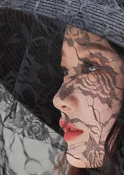 Retro Black Lace Patchwork Straw Woven Floppy Sun Hat LC0471 -Ada Fashion Retro Black Lace Patchwork Straw Woven Floppy Sun Hat4