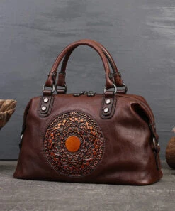 Retro Red Cowhide Women Large Capacity Handbag HJ1023 -Ada Fashion Retro Red Cowhide Women Large Capacity Handbag5