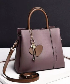 Style Green Versatile Large Capacity Leather Tote Handbag ZX1008 -Ada Fashion Style Green Versatile Large Capacity Leather Tote Handbag4