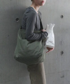 Stylish Army Green Vintage High-capacity Canvas Satchel Handbag Messenger Bag LY1750 -Ada Fashion Stylish Army Green Vintage High capacity Canvas Satchel Handbag Messenger Bag4