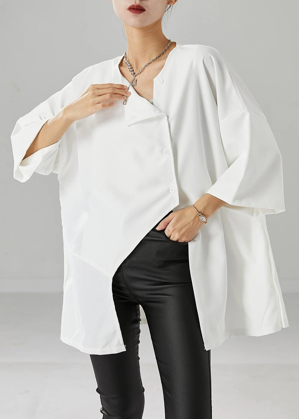 White Oversized Cotton Blouses Asymmetrical Bracelet Sleeve ML2502 4 White Oversized Cotton Blouses Asymmetrical Bracelet Sleeve ML2502 - Image 2
